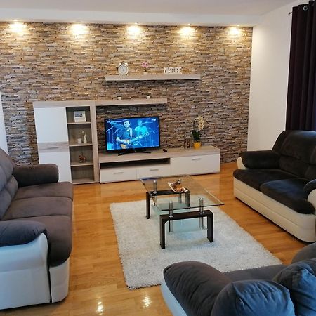 Apartmani Gordana بيبينيا المظهر الخارجي الصورة